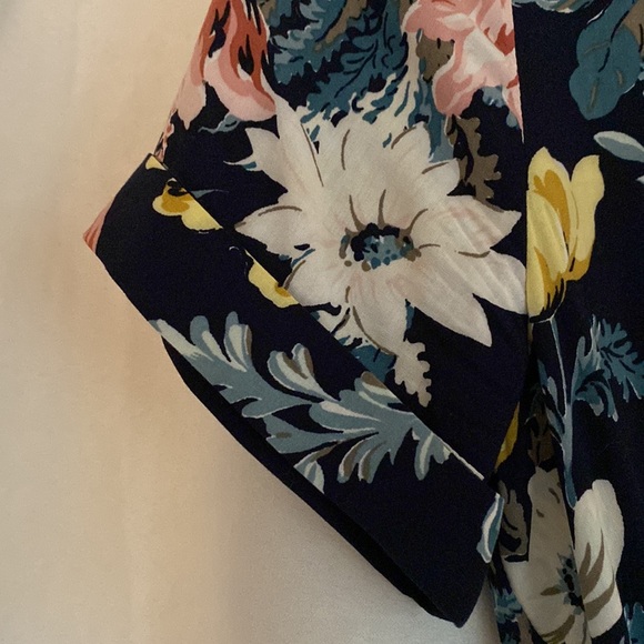 LOFT Super lightweight short sleeve jumper. (petit 00)(fits like US XS/S) - Picture 4 of 6